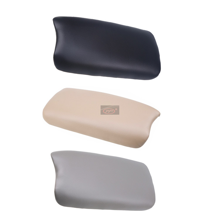 The Honda civic armrest lid